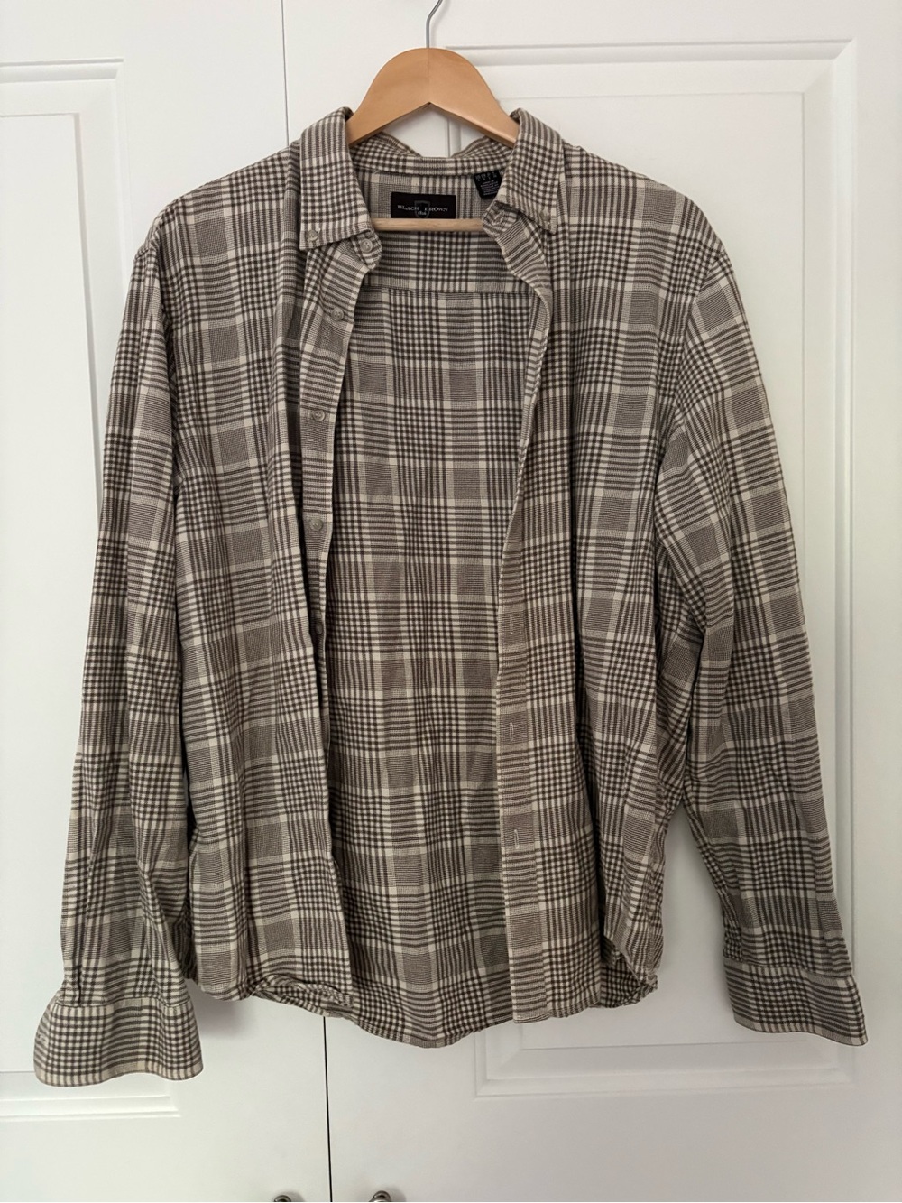 Black Brown 1826 Men's Plaid Button-Down Shirt in Brown and Cream